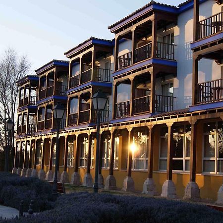 Parador De Manzanares Exterior photo