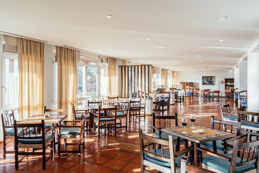 Parador De Manzanares Exterior photo